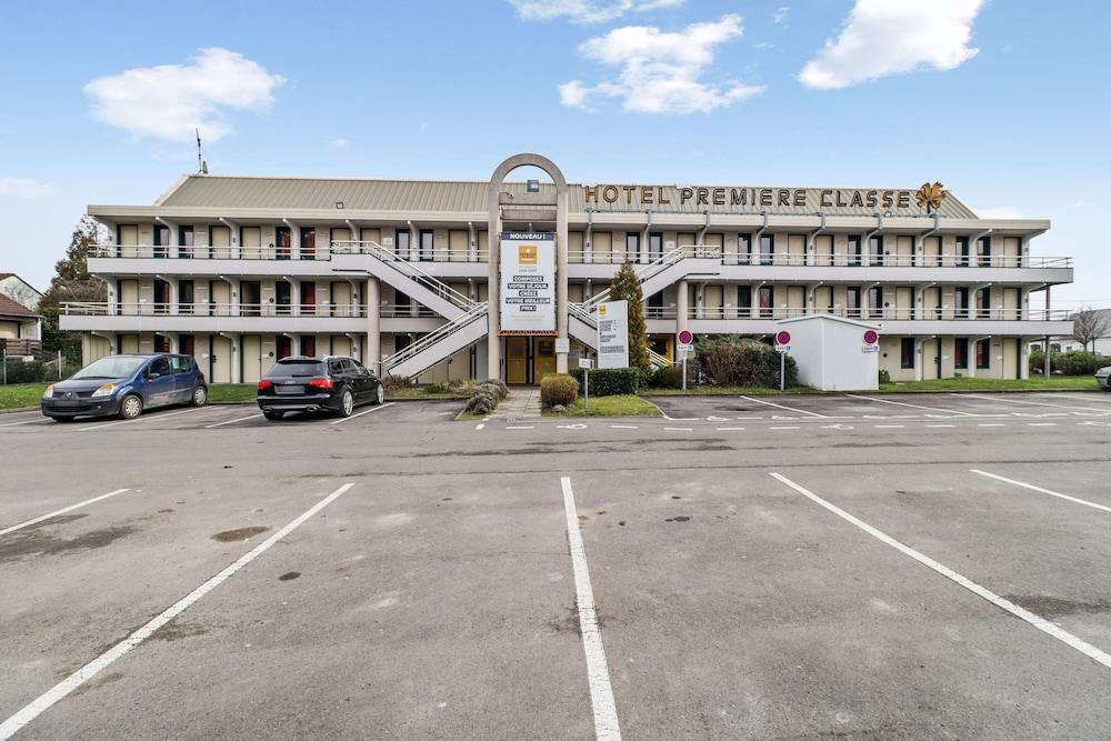 Premiere Classe Lille Sud Henin Beaumont Нойел-Году Екстериор снимка