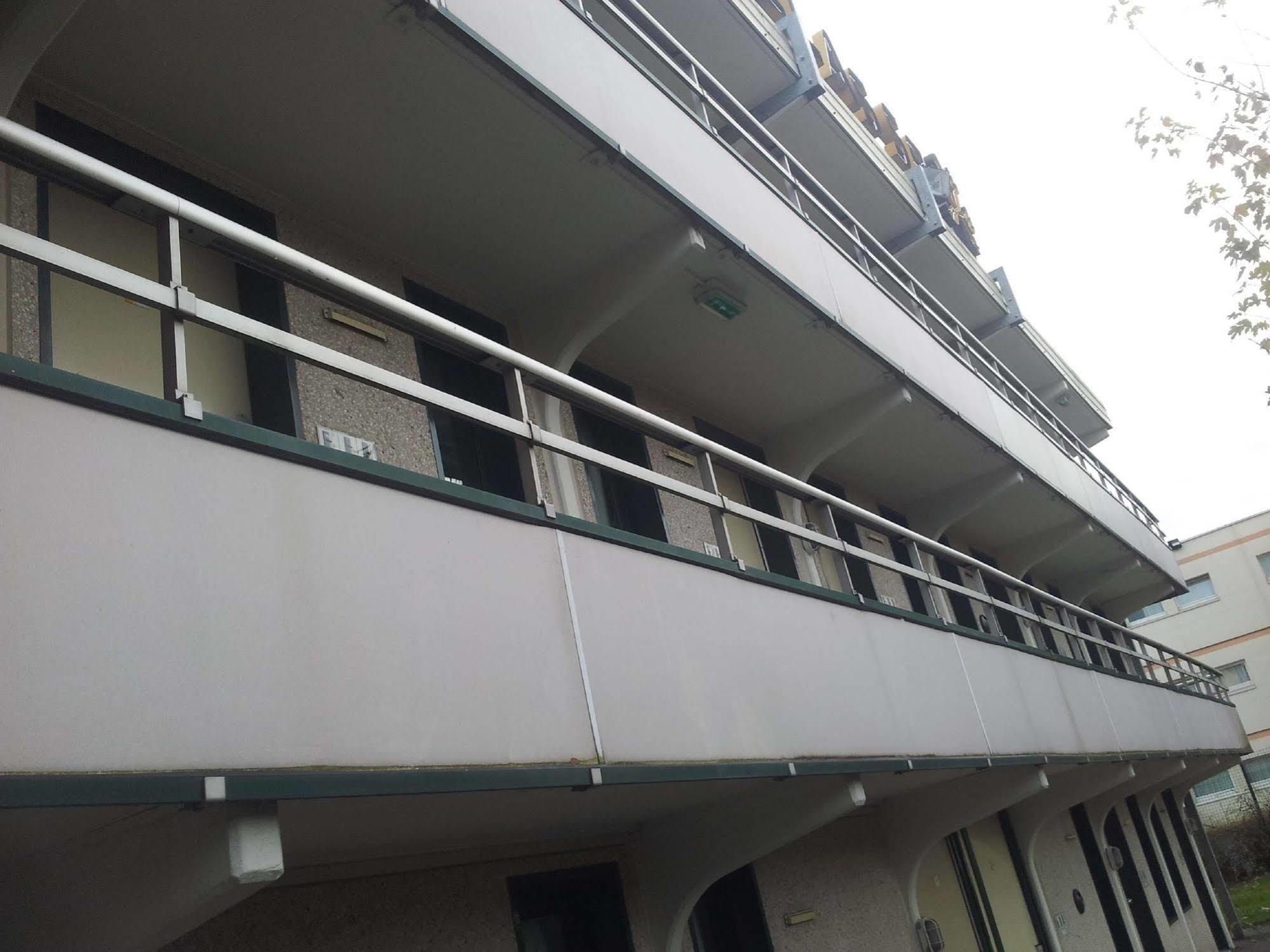 Premiere Classe Lille Sud Henin Beaumont Нойел-Году Екстериор снимка